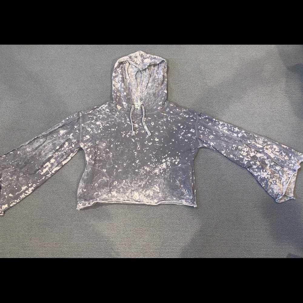Bleach Splatter Flare Sleeve Sweatshirt